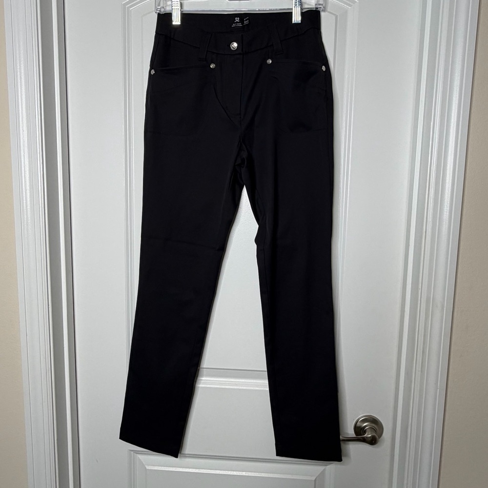 Daily Sport Black Golf Pants Size 2 Athleisure Golfcore Stretch Activewear - Picture 2 of 11